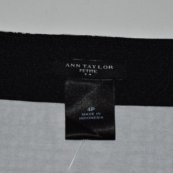 Ann Taylor Factory Business Casual Office Pull On Print Pencil Skirt Size 4P - Picture 3 of 8